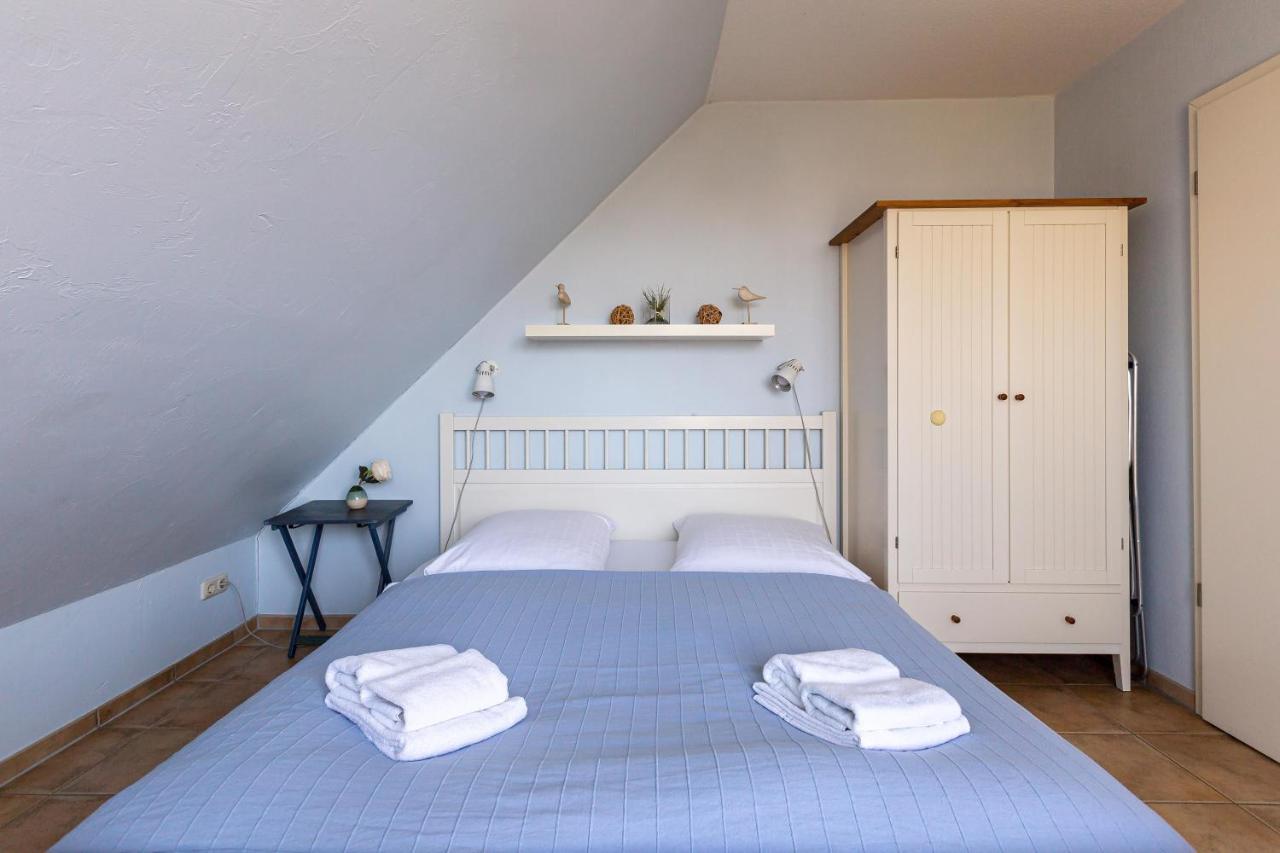 Strandhaus Wustrow - Wohnung 3 Dış mekan fotoğraf